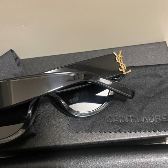 Saint Laurent Bold Black Statement Shades Gold Logo Street Style Chic main image 5